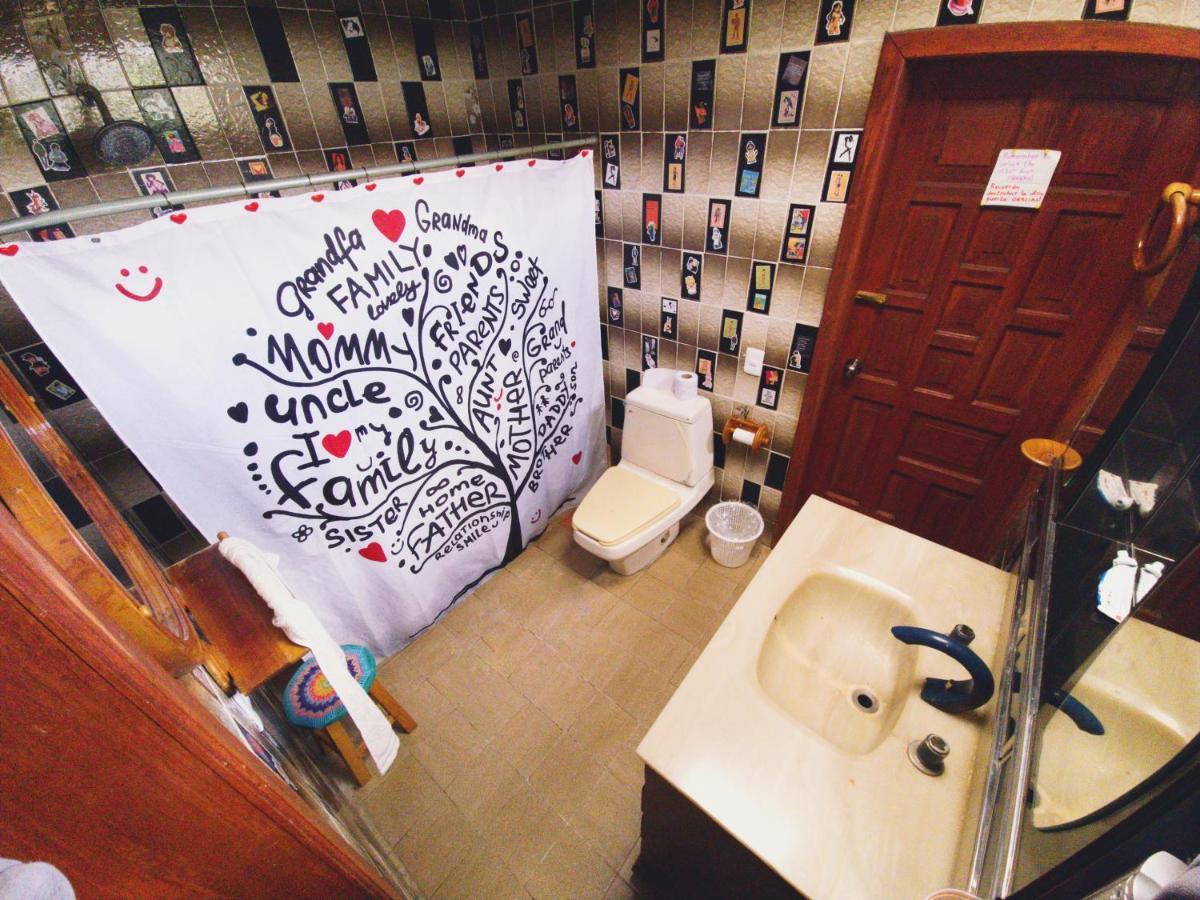 Lipi House Hostel Сан-Кристобаль-де-Ла-Касас Экстерьер фото